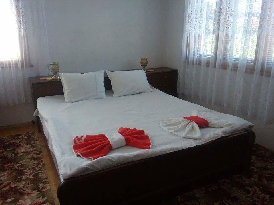 Guest House Ahp Mala Tsŭrkva Δωμάτιο φωτογραφία